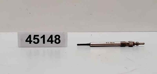 Świeca żarowa 059963319E VAG