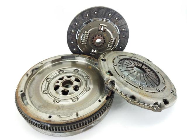 Koło zamachowe silnika Seat Leon 4 KL1, KLG