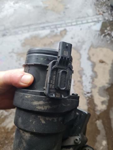 Czujnik przepływu powietrza, przepływomierz powietrza M.A.F. 05L906461B VAG