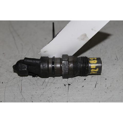 Wtryskiwacz paliwa 068130202 VAG