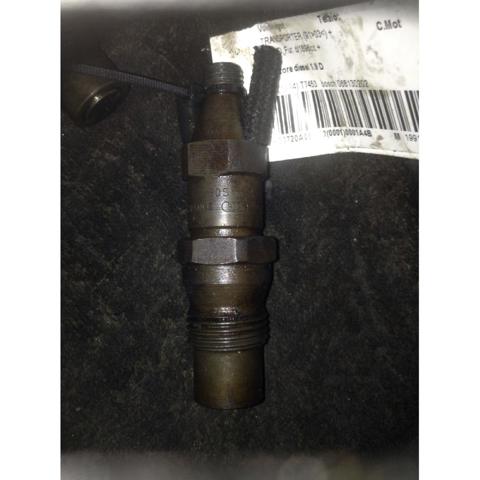 Wtryskiwacz paliwa 068130202 VAG