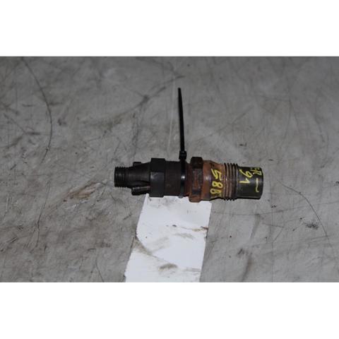 Wtryskiwacz paliwa 068130202 VAG