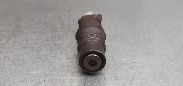 Wtryskiwacz paliwa 068130202 VAG