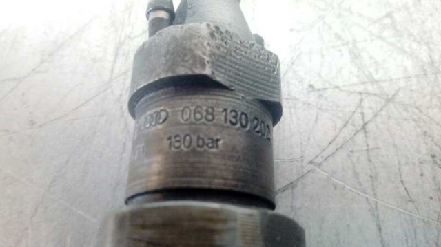 Wtryskiwacz paliwa 068130202 VAG