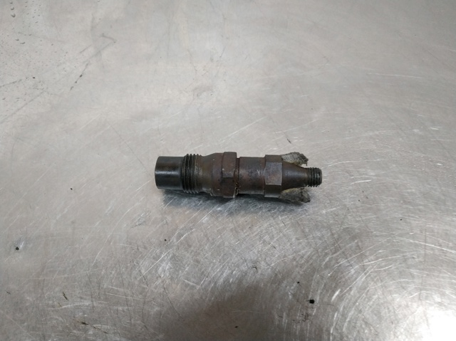 Wtryskiwacz paliwa 068130202F VAG