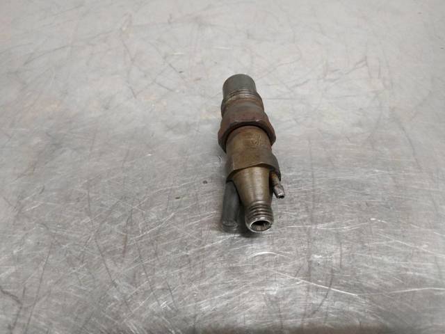 Wtryskiwacz paliwa 068130202F VAG