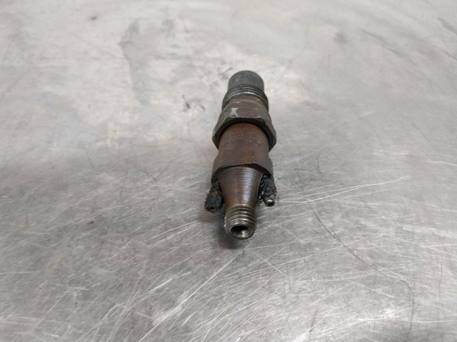 Wtryskiwacz paliwa 068130202F VAG