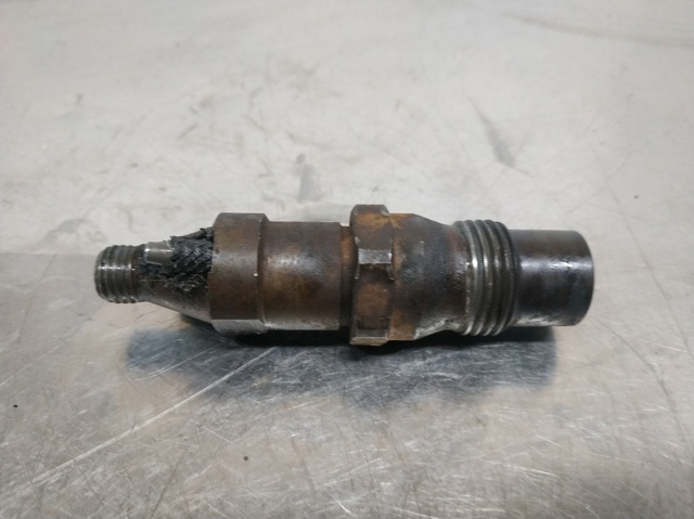 Wtryskiwacz paliwa 068130202F VAG