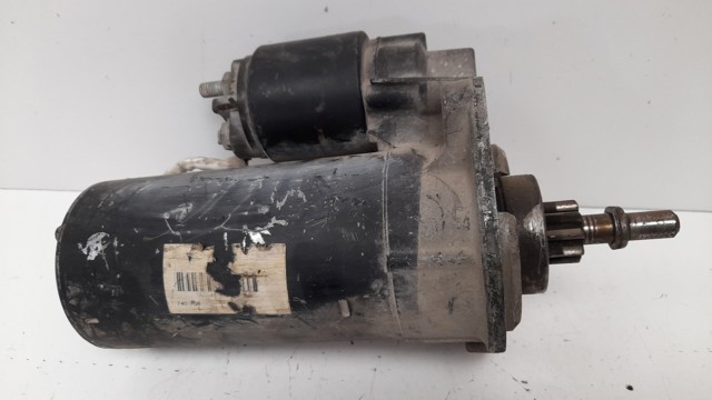 Rozrusznik 068911023G VAG