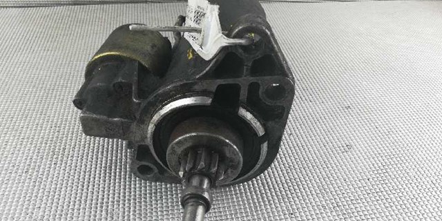 Rozrusznik 068911023G VAG