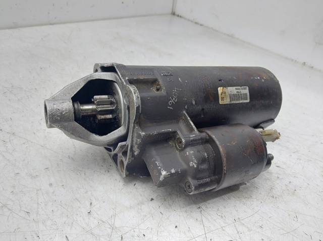 Rozrusznik 068911024C VAG