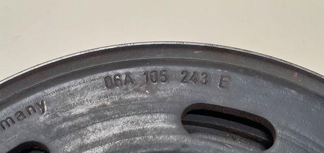 Koło pasowe wału korbowego 06A105243E VAG