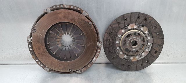 Docisk sprzęgła 06A141025K VAG