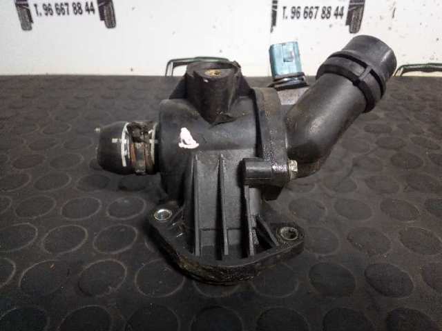 Obudowa termostatu 06B121111K VAG