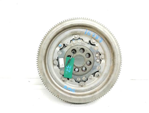 Koło zamachowe silnika 06K105266A VAG