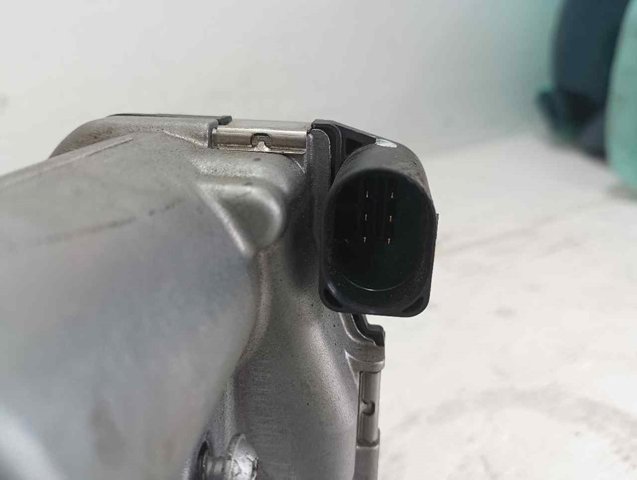 Przepustnica, komplet Audi A4 8W2, 8WC