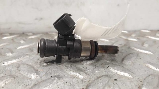 Wtryskiwacz paliwa 06L906031A VAG