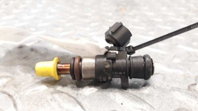 Wtryskiwacz paliwa 06L906031A VAG