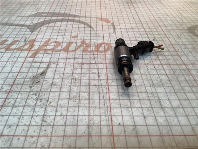 Wtryskiwacz paliwa 06L906036J VAG