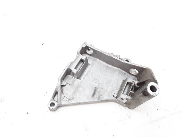 Wspornik alternatora 070903143C VAG