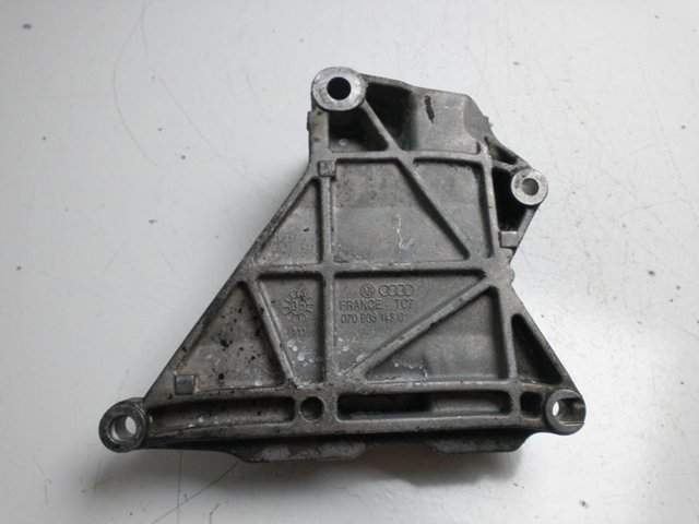 Wspornik alternatora 070903143C VAG