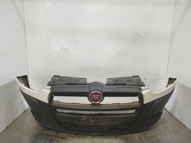 Zderzak przedni 0735525448 FIAT