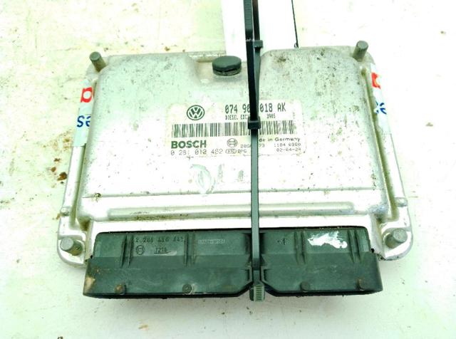 Sterownik silnika Volkswagen Transporter 70B, 70C, 7DB, 7DK, 70J, 70K, 7DC, 7DJ