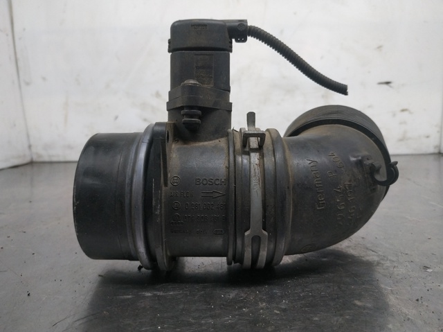 Czujnik przepływu powietrza, przepływomierz powietrza M.A.F. 074906461B VAG