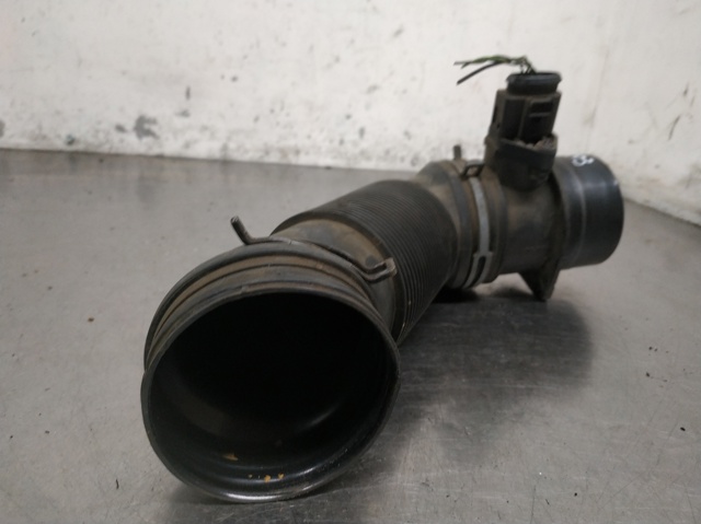 Czujnik przepływu powietrza, przepływomierz powietrza M.A.F. 074906461B VAG