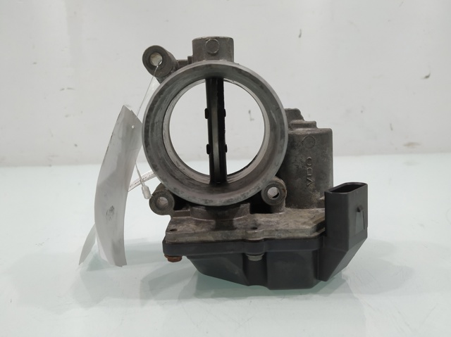 Przepustnica, komplet 076128063A VAG