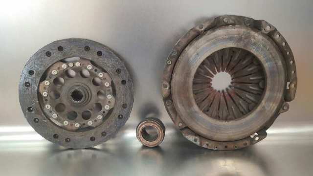 Tarcza sprzęgła Audi A8 4D2, 4D8