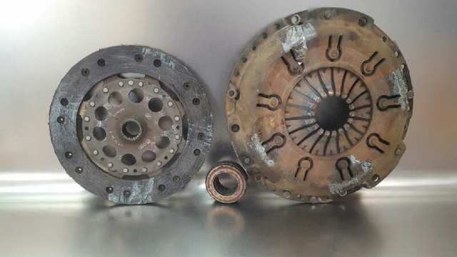 Tarcza sprzęgła Audi A8 4D2, 4D8