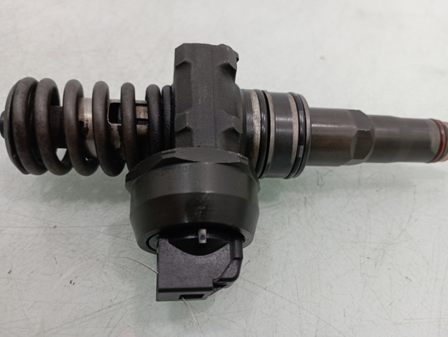 Wtryskiwacz paliwa 07Z130073F VAG