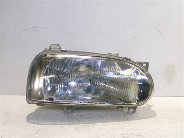 Reflektor prawy 084411111R VAG