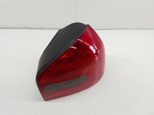 Lampa zespolona tylna prawa 084411926 VAG