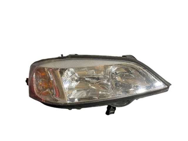 Reflektor prawy 084421116R OPEL