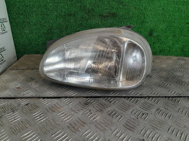 Reflektor prawy 085134 OPEL