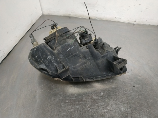 Reflektor lewy 085511136L RENAULT