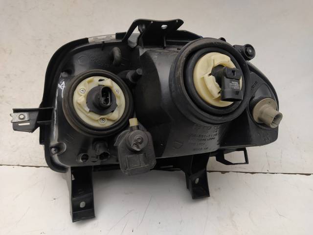 Reflektor prawy 085511136R RENAULT