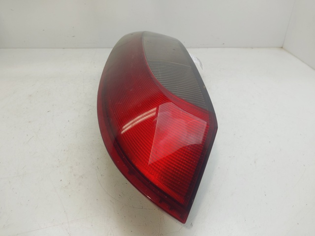 Lampa zespolona tylna prawa 09114337 OPEL
