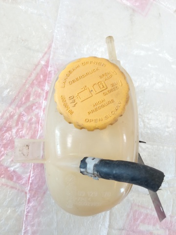Zbiorniczek wyrównawczy układu chłodzenia 09129170 OPEL