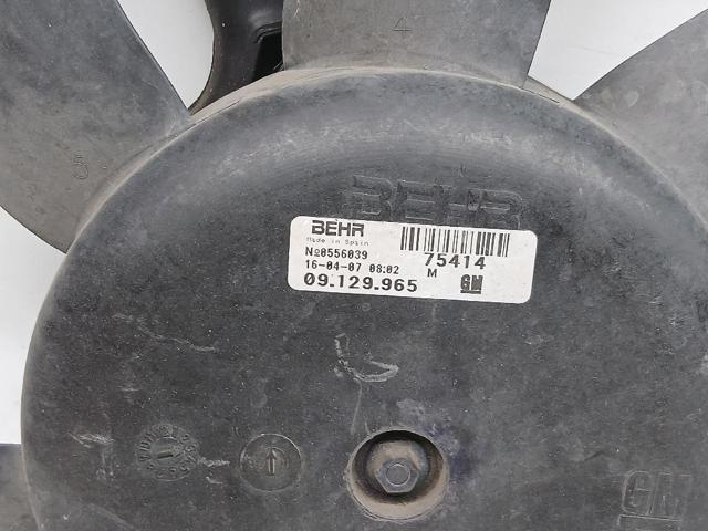 Wentylator elektryczny układu chłodzenia kompletny (silnik+wirnik) 09129965 OPEL