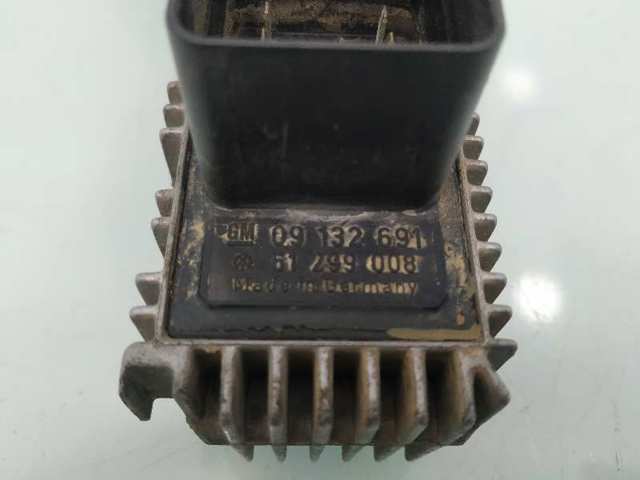 Przekaźnik świec żarowych 09132691 OPEL