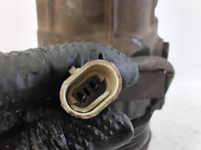 Sprężarka klimatyzacji 09132922 OPEL