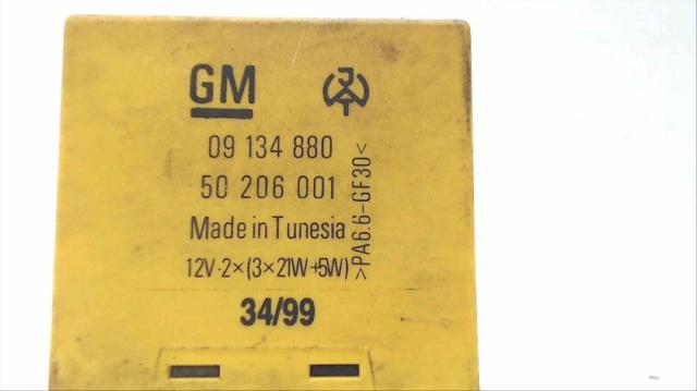 Przekaźnik kierunkowskazów Opel Meriva