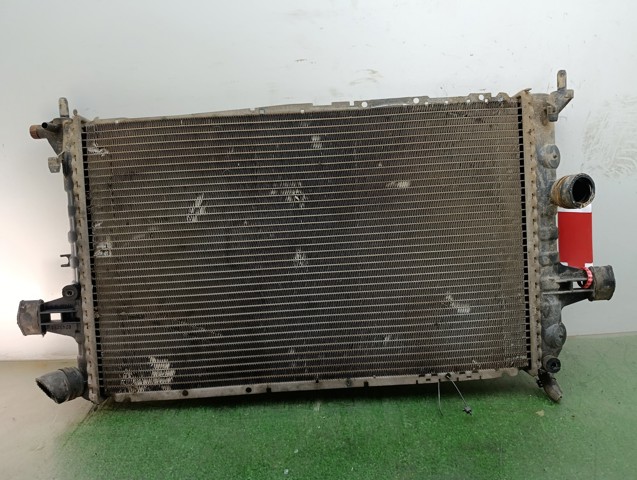 Chłodnica silnika 09157937 OPEL