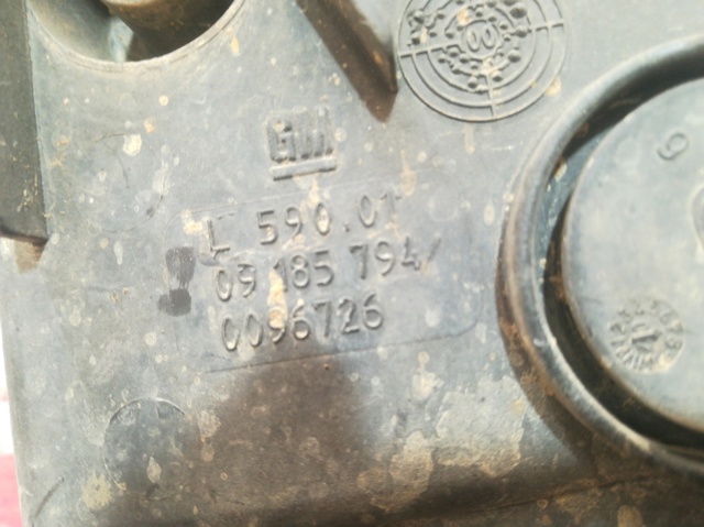 Lampa przeciwmgielna lewa 09185794 OPEL