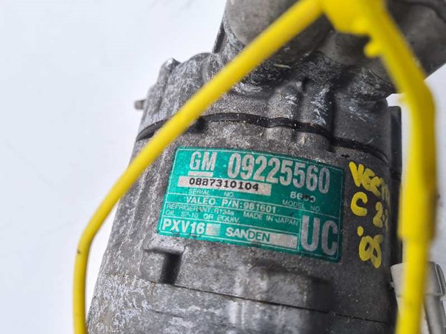 Sprężarka klimatyzacji 09225560 OPEL