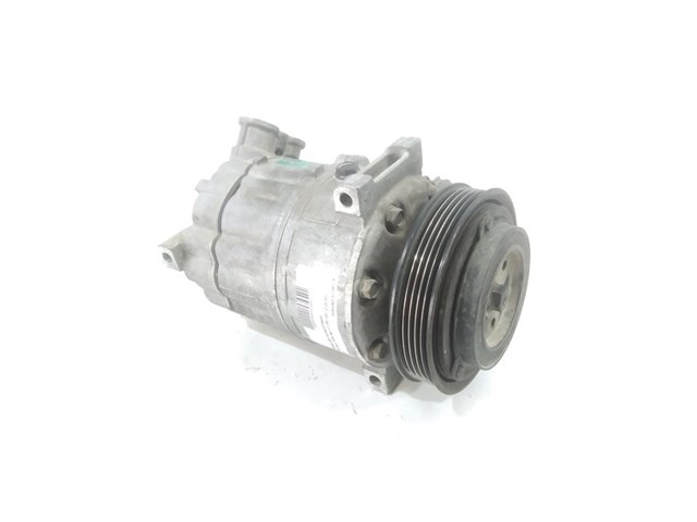 Sprężarka klimatyzacji 09225560 OPEL