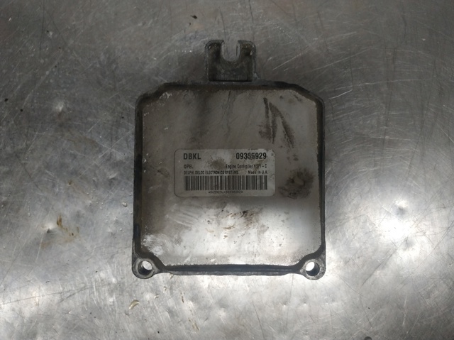 Sterownik silnika 09355929 OPEL